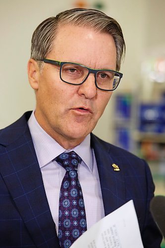 MIKE DEAL / WINNIPEG FREE PRESS
Health, Seniors and Active Living Minister Cameron Friesen during the official opening of the new paediatric catheterization lab at HSC Winnipeg Childrens Hospital Tuesday afternoon.
200303 - Tuesday, March 03, 2020.