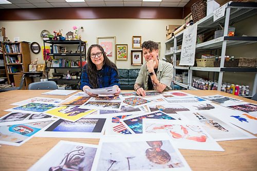 MIKAELA MACKENZIE / WINNIPEG FREE PRESS

Artist Lita Fontaine (left) and art teacher Barb Bottle pose for a photo at Margaret Park School with the MAWA art cards, which are created by Indigenous women artists and include a teaching guide to assist educators in talking about racism, the environment and Indigenous/settler relationships, in Winnipeg on Tuesday, March 3, 2020. For Eva Wasney story.
Winnipeg Free Press 2019.