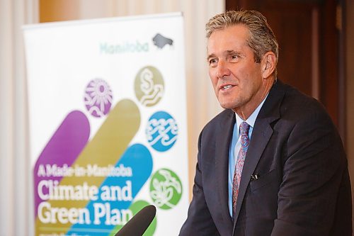 MIKE DEAL / WINNIPEG FREE PRESS
Premier Brian Pallister says that his government will implement a flat $25-per-tonne Green Levy and reduce the PST to six per cent during an announcement Thursday morning. 
200305 - Thursday, March 05, 2020.