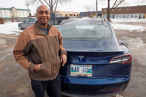 MIKE DEAL / WINNIPEG FREE PRESS
Stirling Walkes owns a 2018 Tesla Model 3.
See Haney Louka story for Auto section
200304 - Wednesday, March 04, 2020.