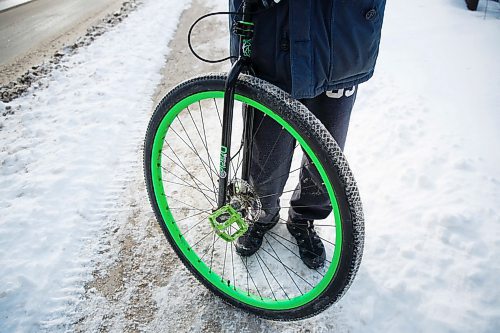 MIKE DEAL / WINNIPEG FREE PRESS
Daniel Voth has his winter tire on. Tire. Singular. Hes become known for riding his unicycle to work, and not even an icy winter road, nor over-aggressive Winnipeg traffic, can stop him.
200306 - Friday, March 06, 2020.