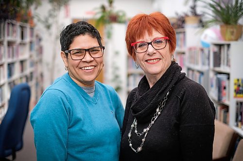 Daniel Crump / Winnipeg Free Press.¤Alba Lopez Gomez (left), 53, and Naomi Finkelstein (right), 72, volunteer their time at Rainbow Resource Centre, where they co-facilitate a support group for parents, family and friends of trans individuals. March 6, 2020.
