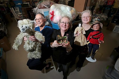 SHANNON VANRAES / WINNIPEG FREE PRESS
Hedy McClelland, Kimberly Scutchings and Lorraine Iverach at a West End warehouse on March 6, 2020. McClelland uses the warehouse to store her massive collection of dolls and other collectables, which will be on display at The Winnipeg Doll Extravaganza at the Viscount Gort Hotel on March 15.