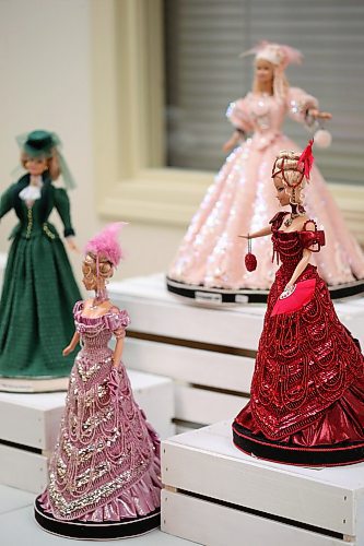 SHANNON VANRAES / WINNIPEG FREE PRESS
Barbie dolls wearing custom gowns will be one of the many collectables featured at The Winnipeg Doll Extravaganza on March 15 at the Viscount Gort Hotel.