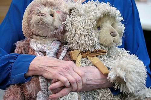 SHANNON VANRAES / WINNIPEG FREE PRESS
Hedy McClelland holds two stuffed bears at a West End warehouse she uses to store her growing collection of dolls and other collectables on March 6, 2020.