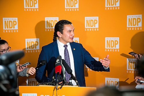 MIKAELA MACKENZIE / WINNIPEG FREE PRESS

NDP leader Wab Kinew speaks to the media about delaying proceedings in the chamber at the Manitoba Legislative Building in Winnipeg on Wednesday, March 11, 2020. 
Winnipeg Free Press 2019.