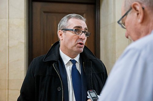 MIKAELA MACKENZIE / WINNIPEG FREE PRESS
Chuck Davidson, president of the Manitoba Chambers of Commerce speaks to the media about the delayed proceedings in the chamber at the Manitoba Legislative Building in Winnipeg on Wednesday, March 11, 2020. 
Winnipeg Free Press 2019.