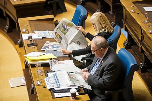 MIKAELA MACKENZIE / WINNIPEG FREE PRESS

Minister of Sport, Culture and Heritage, Cathy Cox, and MLA Dennis Smook, in the chamber at the Manitoba Legislative Building in Winnipeg on Wednesday, March 11, 2020. 
Winnipeg Free Press 2019.