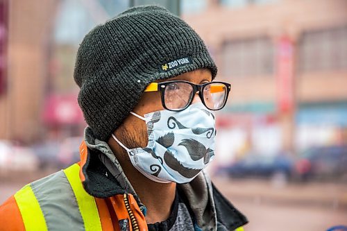 MIKAELA MACKENZIE / WINNIPEG FREE PRESS

Transit rider Jerson Salas speaks to the Free Press about his COVID-19 concerns on Portage Avenue in downtown Winnipeg on Thursday, March 12, 2020. For Julia-Simone Rutgers story.
Winnipeg Free Press 2019.