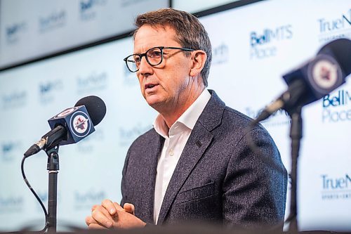 MIKAELA MACKENZIE / WINNIPEG FREE PRESS

Mark Chipman, executive chairman at True North Sports + Entertainment, speaks to the media at Bell MTS Place in Winnipeg on Thursday, March 12, 2020. For Jay Bell story.
Winnipeg Free Press 2019.