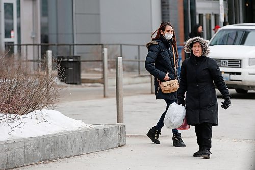 JOHN WOODS / WINNIPEG FREE PRESS
People walk outside the emergency department at Health Sciences Centre in Winnipeg Sunday, March 15, 2020. The province announced the 7th COVID-19 case.

Reporter: Allen