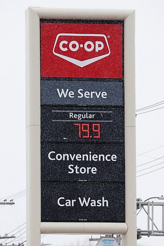 JOHN WOODS / WINNIPEG FREE PRESS
Gas prices dropped to 79.9 at most stations in Winnipeg Sunday, March 15, 2020. 

Reporter: ?