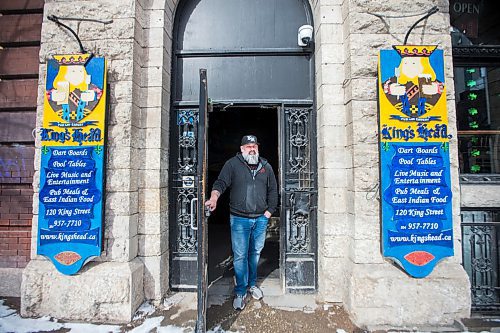 MIKAELA MACKENZIE / WINNIPEG FREE PRESS

Owner Chris Graves poses for a portrait at The King's Head, which is closing because of COVID-19 concerns ahead of St. Patrick's Day, in Winnipeg on Monday, March 16, 2020. 
Winnipeg Free Press 2019.