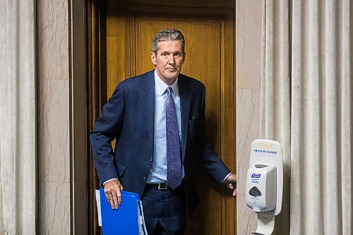 MIKAELA MACKENZIE / WINNIPEG FREE PRESS

Premier Brian Pallister walks out as soon as the NDP once again begin to delay proceedings in the chamber at the Manitoba Legislative Building in Winnipeg on Monday, March 16, 2020. 
Winnipeg Free Press 2019.