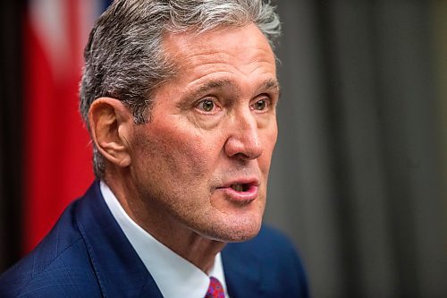 MIKAELA MACKENZIE / WINNIPEG FREE PRESS

Premier Brian Pallister speaks to the media about COVID-19 at the Manitoba Legislative Building in Winnipeg on Tuesday, March 17, 2020.
Winnipeg Free Press 2020