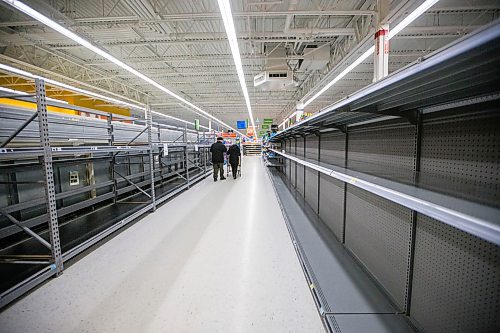 MIKAELA MACKENZIE / WINNIPEG FREE PRESS

Bare shelves in the toilet paper aisle the Grant Park Walmart in Winnipeg on Tuesday, March 17, 2020.
Winnipeg Free Press 2020