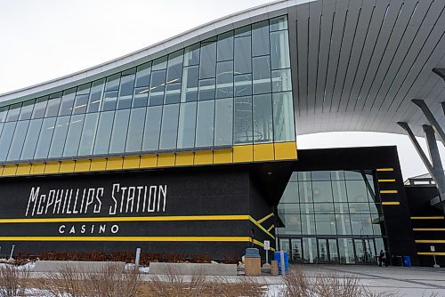 JESSE BOILY / WINNIPEG FREE PRESS
The McPhillips Street Station casino in Winnipeg on Tuesday, March 17, 2020. The casino said over the PA that the casino would be closing at midnight. 
Reporter: