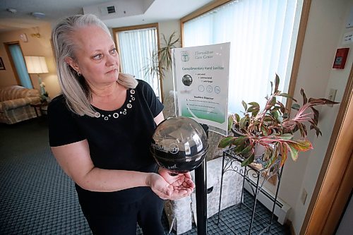 JOHN WOODS / WINNIPEG FREE PRESS
Jocelyn Thorvaldson of the Thorvaldson Care Centre is photographed in the senior centre during CoVid-19 outbreak in Winnipeg Tuesday, March 17, 2020. The centre has implemented limited visitors and sanitation protocol.

Reporter: Waldman