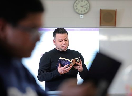 RUTH BONNEVILLE  /  WINNIPEG FREE PRESS 

49.8 Feature -  Glenlawn Collegiate, Grade 9

Sean Oliver, Grade 9, social studies teacher and Indigenous education support teacher at Glenlawn Collegiate, reads with the class an excerpt from - The Marrow Thieves by Cherie Dimaline Wednesday.  

Photo Indigenous education class teacher, Sean Oliver, reading from The Marrow Thieves by Cherie Dimaline to grade 9 students in his class Wednesday.   

Maggie Macintosh
Education Reporter - Winnipeg Free Press

March 18th, 2020
