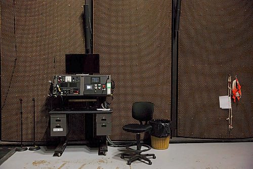 MIKE DEAL / WINNIPEG FREE PRESS
The stage managers station backstage of an empty Centennial Concert Hall.
200319 - Thursday, March 19, 2020.