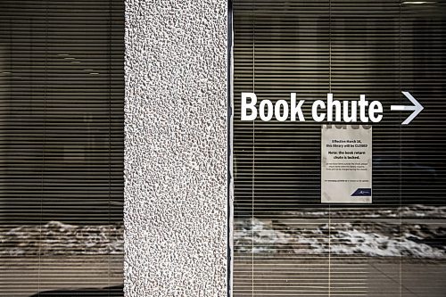 MIKAELA MACKENZIE / WINNIPEG FREE PRESS

The closed book chute at the Millennium Library in Winnipeg on Thursday, March 19, 2020. 
Winnipeg Free Press 2020