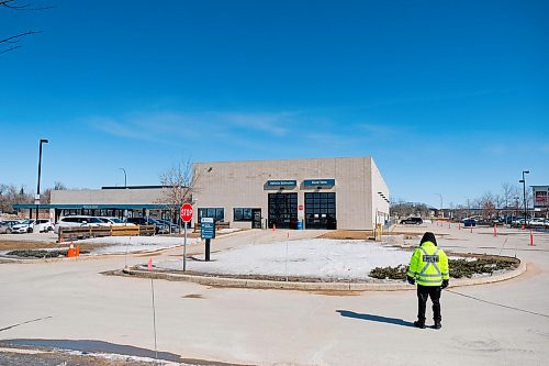 Daniel Crump / Winnipeg Free Press. A new community screening drive-thru opens in south Winnipeg at Manitoba Public Insurance Bison Drive Service Centre MPI. Employees vacated the premises earlier this week to make way for the testing facility. March 21, 2020.