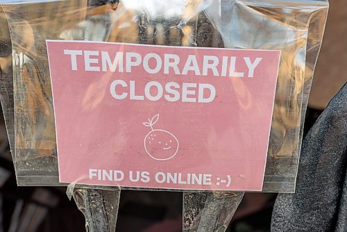 JESSE BOILY / WINNIPEG FREE PRESS
Small businesses display signs of their closure due the COVID-19 outbreak and social distancing is practiced on Monday, March 23, 2020.
Reporter: