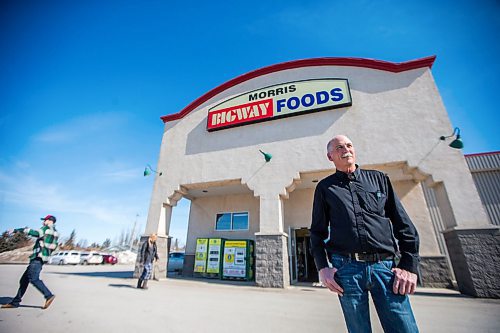 MIKAELA MACKENZIE / WINNIPEG FREE PRESS

Pat Schmitke, owner of Bigway Foods, poses for a portrait at his store in Morris on Wednesday, March 25, 2020. For Danielle da Silva story.
Winnipeg Free Press 2020