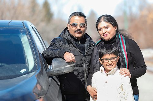 RUTH BONNEVILLE  /  WINNIPEG FREE PRESS 

VOLUNTEER  Rashmi Saxena and family 
for the March 30 edition of Volunteers column.

Photo of Rashmi Saxena her husband, Ankur Aneja (40), and the couple's son, Kabir Aneja (8), outside next to the vehicle. 

Rashmi Saxena, 39, is the creator of We Got This - Winnipeg, a Facebook group where members are helping each other during the COVID-19 pandemic.

Rashmi and Ankur are originally from India, and lived in the U.S. from 2007-2020. They just moved to Winnipeg this past January.


March 25th, 2020
