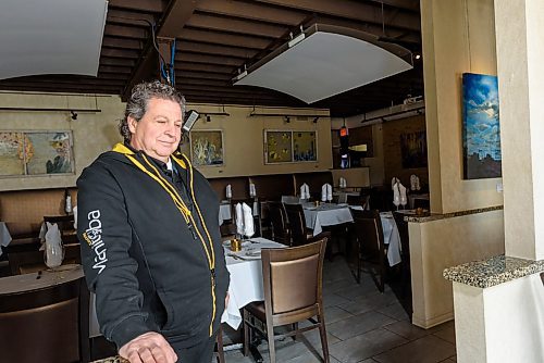 JESSE BOILY / WINNIPEG FREE PRESS
Joe Grande, owner of Mona Lisa restaurant, has now begun delivering pizzas for his business due to the slow down in business on Thursday, March 26, 2020.
Reporter: Doug Speirs
