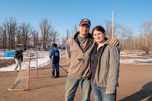 Mike Sudoma / Winnipeg Free Press
Parents Jon and Rhonda Funk have a lot on their plates now that their children are out of school and are working/playing at home all day due to the worldwide CoVid 19 virus pandemic
March 26, 2020