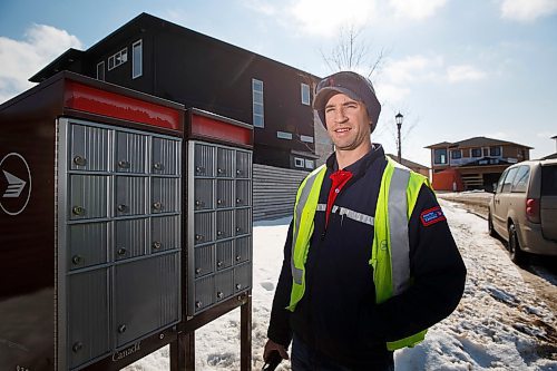 MIKE DEAL / WINNIPEG FREE PRESS
Jeremy House is a rural suburban mail carrier, and hes tasked with delivering parcels and packages to people all across Winnipeg. Rain or snow cant stop the Mail. Neither, it turns out, can COVID-19. 
200326 - Thursday, March 26, 2020.
See Ben waldman's feature story