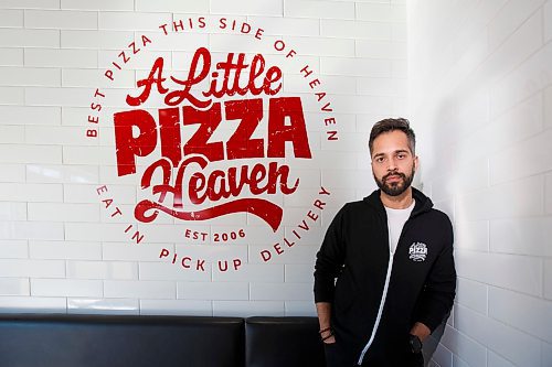 MIKE DEAL / WINNIPEG FREE PRESS
Fabio Haiko-Pena, the operations manager for Little Pizza Heaven, supports the idea that the MB restaurant association is calling on the province to let restaurants deliver booze.
200327 - Friday, March 27, 2020.
See Malak Abas story