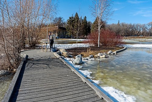 JESSE BOILY / WINNIPEG FREE PRESS
Talia Keyton paints on a dock away from others at Assiniboine Park on Monday, March 30, 2020. She said that the park was quite busy Saturday, compare to Monday afternoon making social distancing a little easier.
Reporter: MALAK