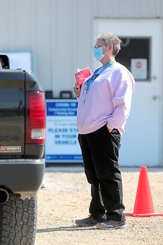 RUTH BONNEVILLE  /  WINNIPEG FREE PRESS 

Local -  Selkirk 
COVID-19 Drive-thru testing site

Drive-thru Coronavirus testing site in Selkirk, Manitoba.  

March 30th, 2020
