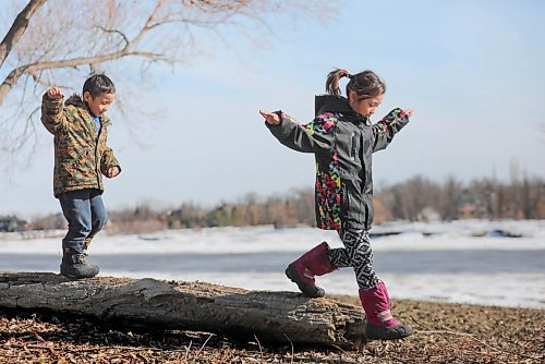 RUTH BONNEVILLE  /  WINNIPEG FREE PRESS 

Local -  Standup 

Vera Truonge (7rs) plays with her little brother, Martin (4yrs), on a log at a park along River Road just north of Winnipeg while getting some fresh air with family members  Monday afternoon.  


March 30th, 2020
