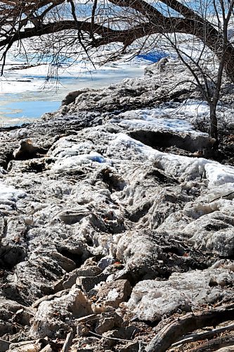 RUTH BONNEVILLE  /  WINNIPEG FREE PRESS 


Local - Standup Melting ice along River Shoreline 

A picturesque view of melting snow and ice along the Red River shoreline in North Winnipeg which has left behind a unique pattern pf shapes and shadows created  in part by last fall's early winter storm. 

March 30th,, 2020
