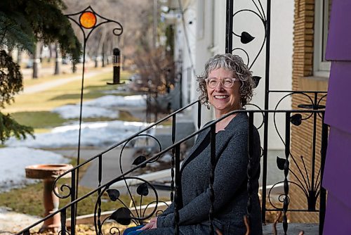 JESSE BOILY / WINNIPEG FREE PRESS
Cheryl Marks, a therapist, poses for a portrait outside her home on Wednesday, April 1, 2020. Marks has recently opened a new office on March 1 but has been unable to use it since the pandemic and has been helping her patients by phone and video calls. 
Reporter: Sabrina