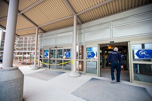 MIKAELA MACKENZIE / WINNIPEG FREE PRESS

Signage and tape denoting staff and patient entrances at the St. Boniface Hospital in Winnipeg on Wednesday, April 1, 2020. New staff screening measures are being put into place today.
Winnipeg Free Press 2020