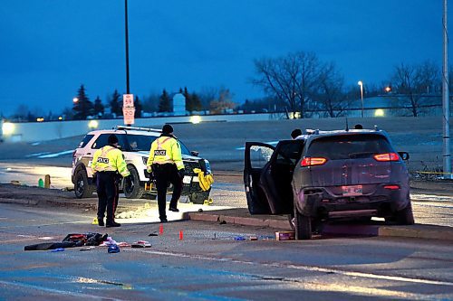 JOHN WOODS / WINNIPEG FREE PRESS
Police investigate an officer involved shooting on Lagimodiere Blvd at Fermor Ave in Winnipeg Wednesday, April 8, 2020. 

Reporter: Mike