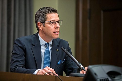 MIKAELA MACKENZIE / WINNIPEG FREE PRESS

Mayor Brian Bowman speaks to the media about new measures to enforce public health orders in response to COVID-19 at the Manitoba Legislative Building in Winnipeg on Thursday, April 9, 2020.
Winnipeg Free Press 2020