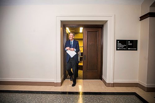 MIKAELA MACKENZIE / WINNIPEG FREE PRESS

Premier Brian Pallister walks out after speaking to the media about new measures to enforce public health orders in response to COVID-19 at the Manitoba Legislative Building in Winnipeg on Thursday, April 9, 2020.
Winnipeg Free Press 2020