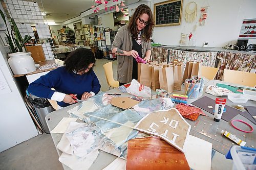 JOHN WOODS / WINNIPEG FREE PRESS
Helga Jakobson, right, and Lou Gandier prepare Crafting Kits at ArtsJunktion in Winnipeg Thursday, April 9, 2020. The pair are packing up and delivering art supplies to people in the community who want to stay creative while COVID isolating at home.

Reporter: Doug