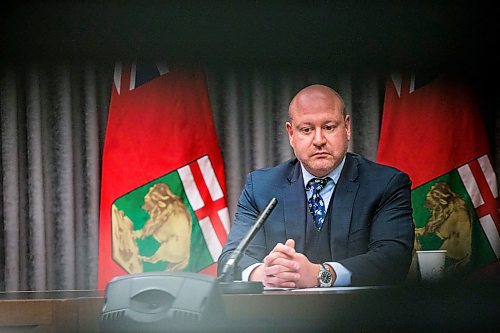 MIKAELA MACKENZIE / WINNIPEG FREE PRESS

Chief public health officer Dr. Brent Roussin speaks during his daily media briefing at the Manitoba Legislative Building in Winnipeg on Monday, April 13, 2020.
Winnipeg Free Press 2020