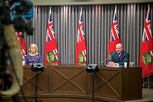 MIKAELA MACKENZIE / WINNIPEG FREE PRESS

Chief public health officer Dr. Brent Roussin and Shared Health's chief nursing officer Lanette Siragusa speak during their daily media briefing at the Manitoba Legislative Building in Winnipeg on Monday, April 13, 2020.
Winnipeg Free Press 2020