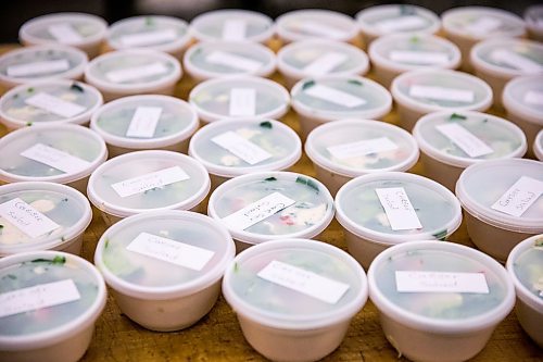 MIKAELA MACKENZIE / WINNIPEG FREE PRESS

Free lunches get packaged up at the Knox Church community kitchen in Winnipeg on Wednesday, April 15, 2020. For Brenda Suderman story.
Winnipeg Free Press 2020