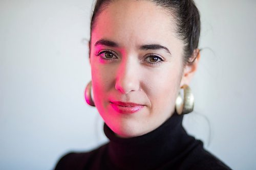 MIKAELA MACKENZIE / WINNIPEG FREE PRESS

Rayannah, the first musician in Manitoba Music's Live Streaming series, poses for a portrait in her home studio in Winnipeg on Wednesday, April 15, 2020. For Jen Zoratti story.
Winnipeg Free Press 2020