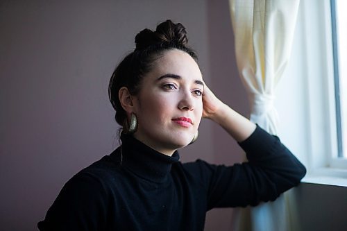 MIKAELA MACKENZIE / WINNIPEG FREE PRESS

Rayannah, the first musician in Manitoba Music's Live Streaming series, poses for a portrait in her home studio in Winnipeg on Wednesday, April 15, 2020. For Jen Zoratti story.
Winnipeg Free Press 2020