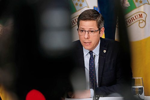 JOHN WOODS / WINNIPEG FREE PRESS
Mayor Brian Bowman announces the City of Winnipegs employment plan going forward during a COVID-19 press conference at City Hall in Winnipeg Wednesday, April 15, 2020. 

Reporter: Pursaga