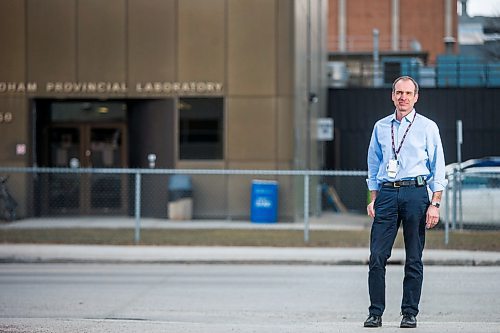 MIKAELA MACKENZIE / WINNIPEG FREE PRESS

Dr. Paul Van Caeseele, assistant director of Cadham Provincial Laboratory, poses for a portrait in front of the lab in Winnipeg on Thursday, April 16, 2020. For Dylan Robertson story.
Winnipeg Free Press 2020